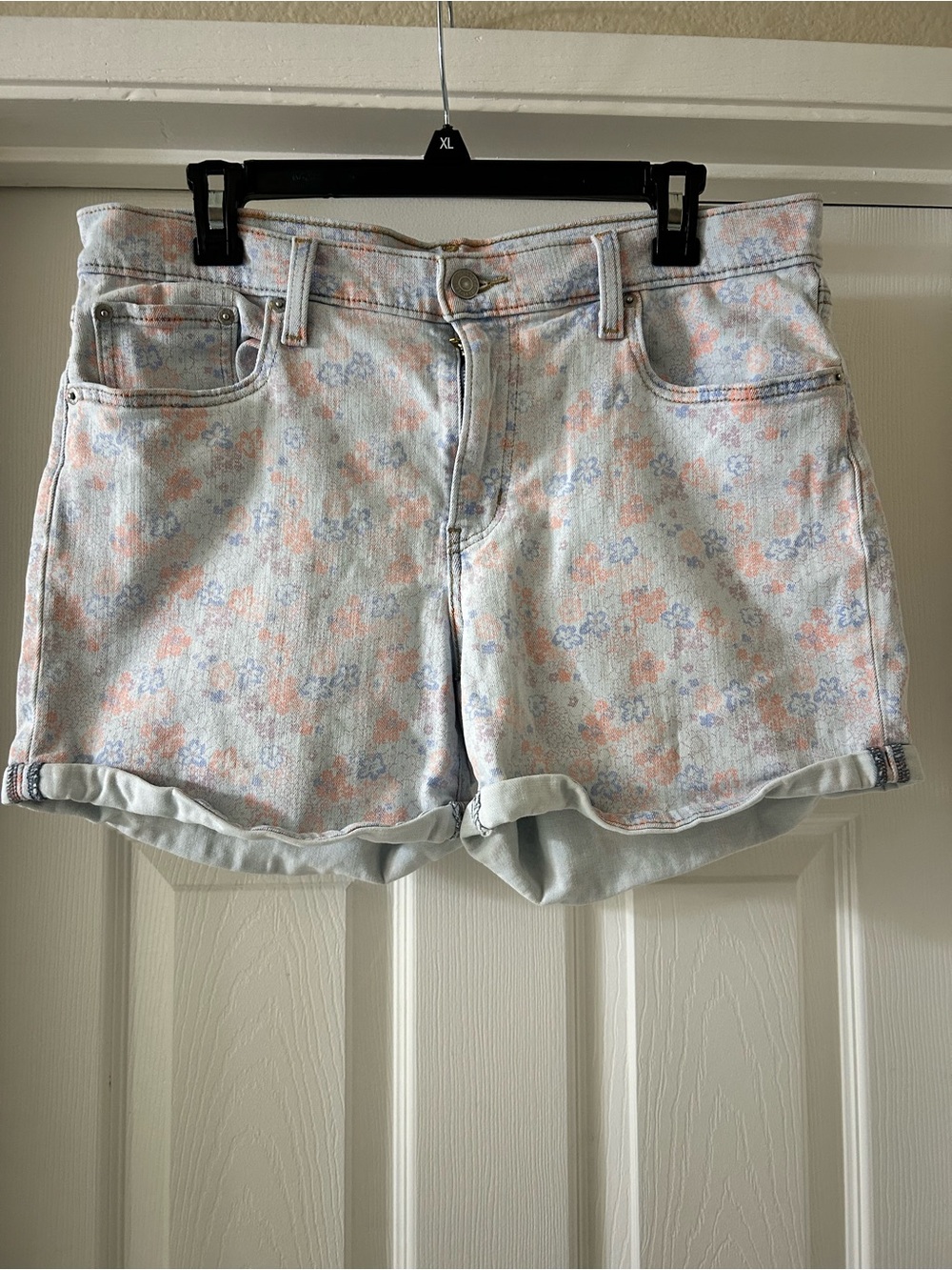 Light Floral Print Denim Jean Shorts - Pastel Pink & Blue